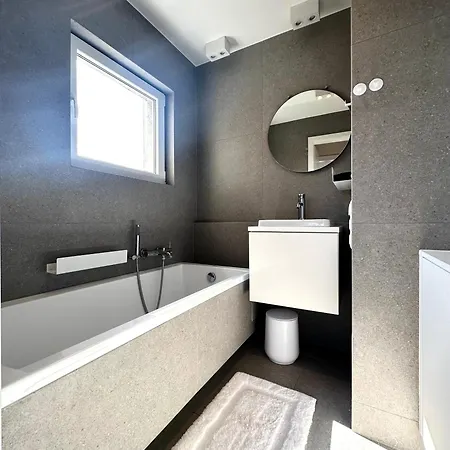 Czarnieckiego - Self Check-in 20h Breslau