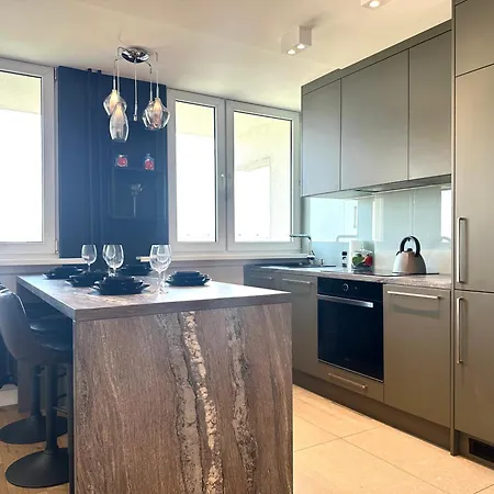 Apartment Czarnieckiego - Self Check-in 20h *
